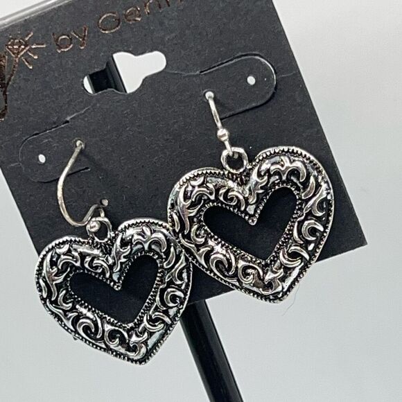 G by Gennaro Silver Heart Dangle Earrings $16ea / 3 for $25 - Picture 1 of 5